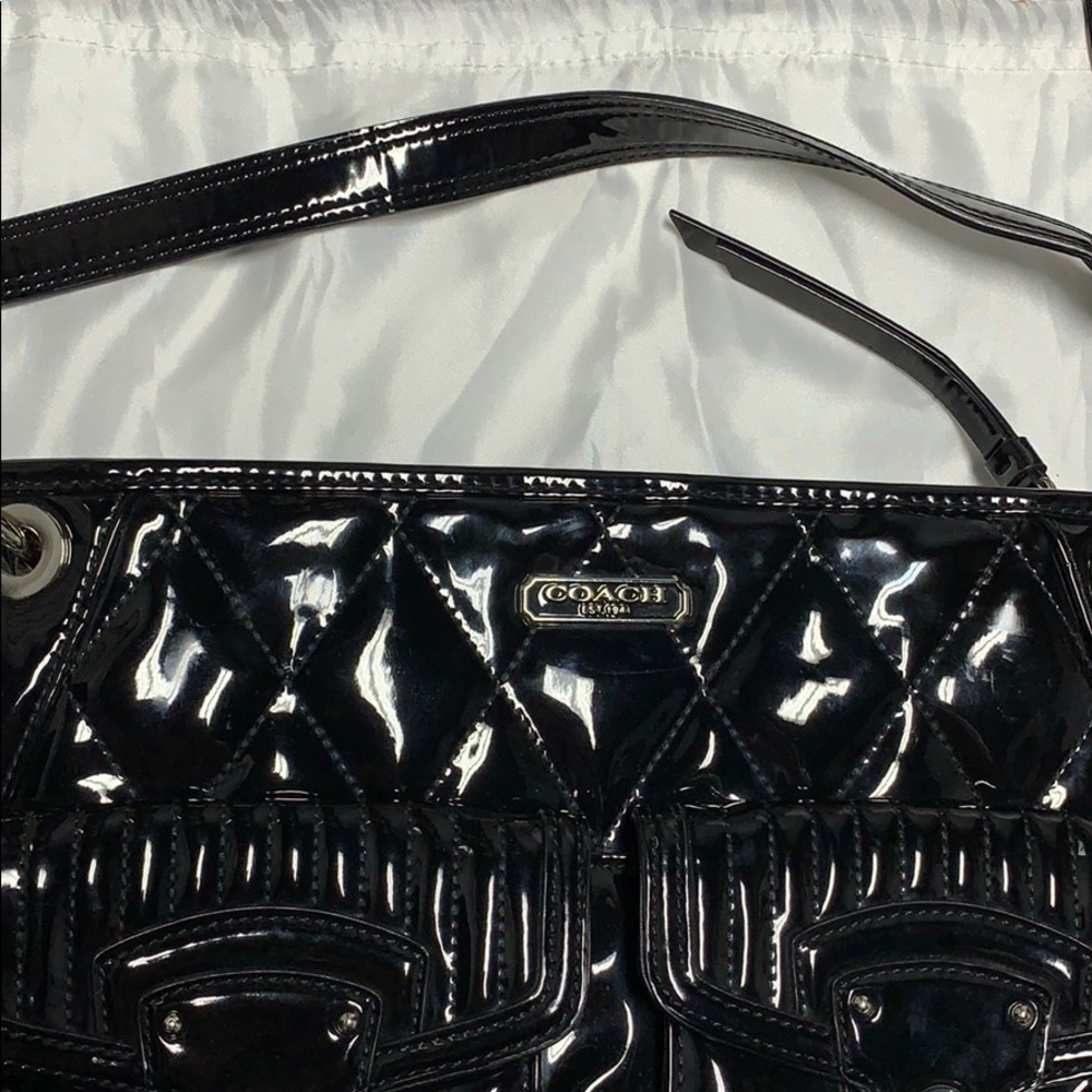 Women’s Black Patent Leather COACH Messenger Purse - Picture 8 of 8